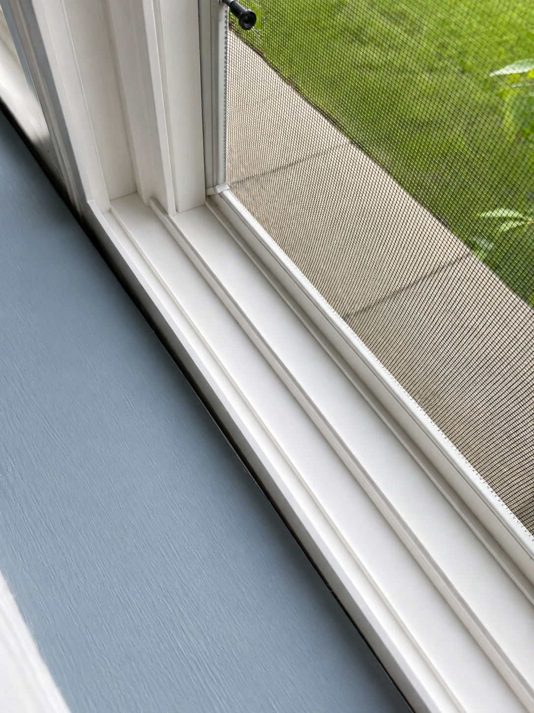 Window track after cleaning in palm desert
